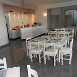 Ari Hotel 3*