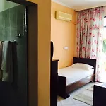 Ari Hotel 3*