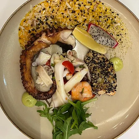 Ari ホテル Sarandë